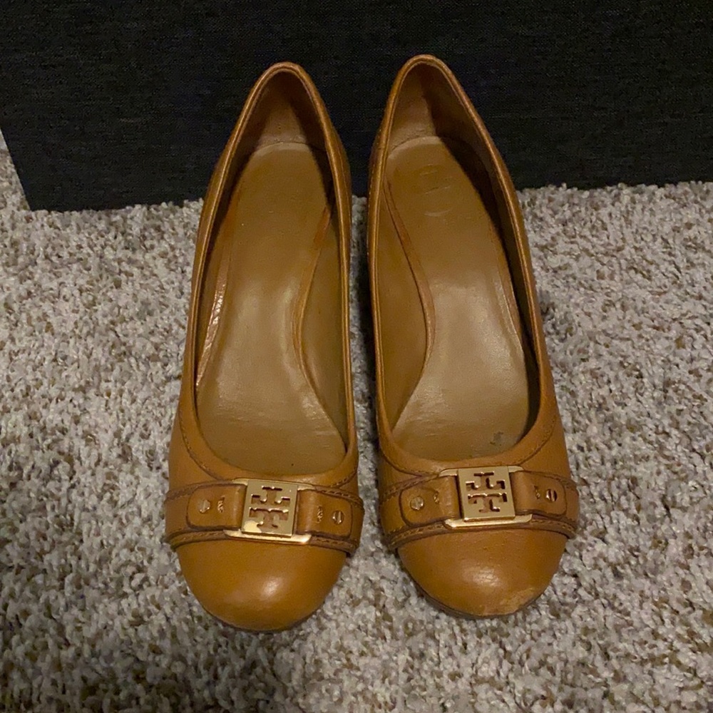 Tory Burch wedges